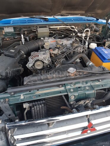 Mitsubishi Pajero 1998, 285,000 km - 3.0 l - Bakı