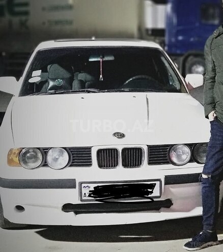 BMW 520 1990, 0 km - 2.0 l - Bakı