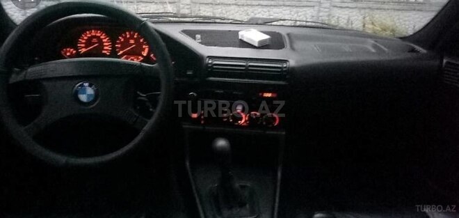 BMW 520 1990, 0 km - 2.0 l - Bakı