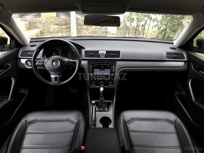 Volkswagen Passat 2015, 47,000 km - 1.8 l - Bakı