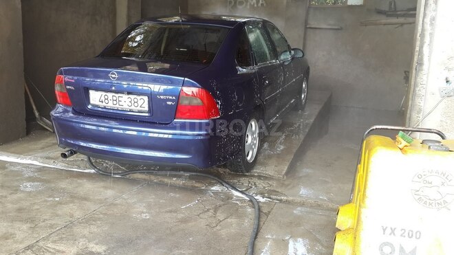 Opel Vectra 1999, 250,000 km - 1.6 l - Oğuz