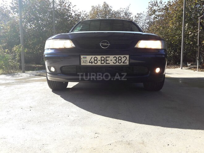 Opel Vectra 1999, 250,000 km - 1.6 l - Oğuz