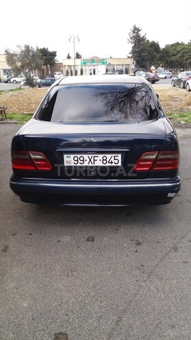 Mercedes E 220 2001, 360,000 km - 2.2 л - Bakı