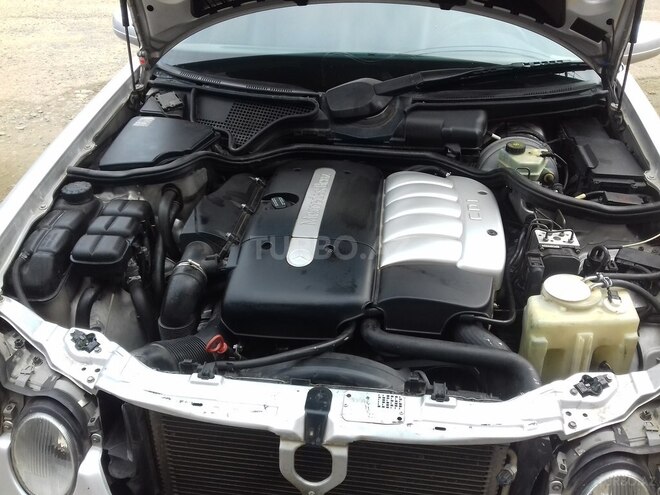 Mercedes E 270 2001, 210,000 km - 2.7 l - Lənkəran