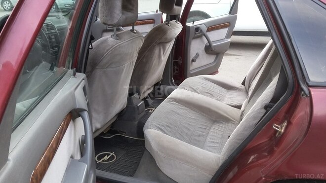 Opel Vectra 1995, 285,000 km - 2.0 l - Bakı