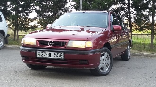 Opel Vectra 1995, 285,000 km - 2.0 l - Bakı