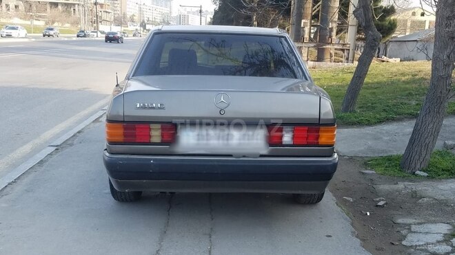 Mercedes 190 1992, 390,000 km - 2.0 l - Bakı