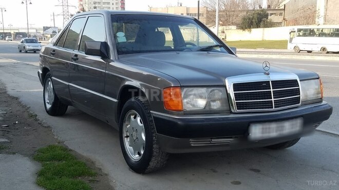 Mercedes 190 1992, 390,000 km - 2.0 l - Bakı