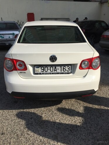 Volkswagen Jetta 2008, 240,000 km - 1.6 л - Bakı