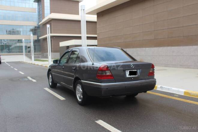 Mercedes C 180 1995, 269,285 km - 1.8 l - Bakı