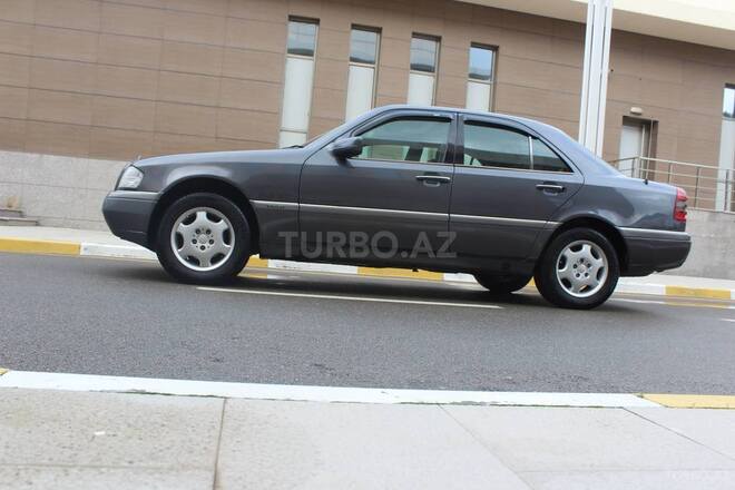 Mercedes C 180 1995, 269,285 km - 1.8 l - Bakı
