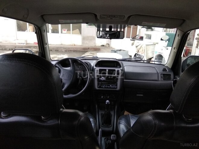 Mitsubishi  2004, 214,000 km - 2.0 l - Xudat