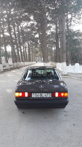 Mercedes 190 1993, 246,000 km - 2.0 l - Sumqayıt