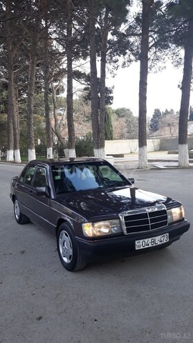 Mercedes 190 1993, 246,000 km - 2.0 l - Sumqayıt
