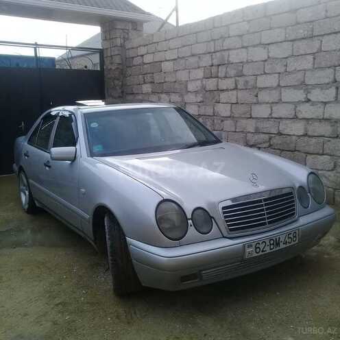 Mercedes E 240 1998, 170,000 km - 2.4 л - Bakı