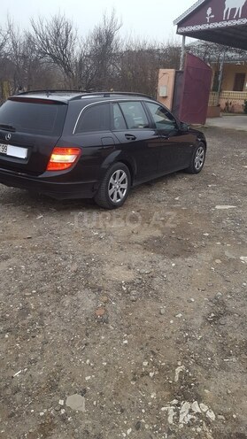 Mercedes C 220 2010, 243,980 km - 2.2 л - Qazax