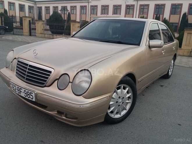 Mercedes E 220 2001, 370,000 km - 2.2 l - Zaqatala