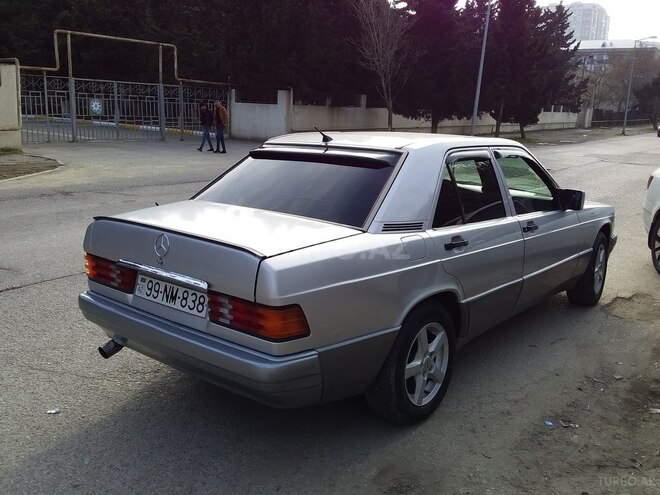 Mercedes 190 1991, 240,000 km - 2.0 l - Bakı