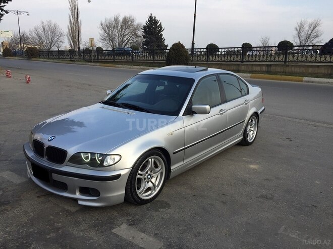 BMW 320 2002, 212,000 km - 2.2 л - Bakı