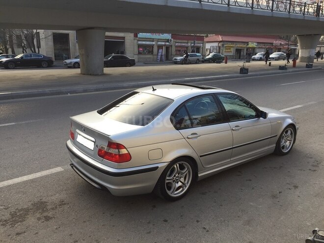 BMW 320 2002, 212,000 km - 2.2 л - Bakı