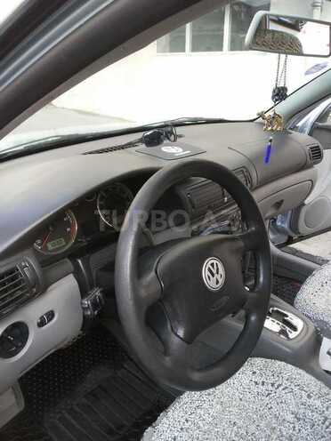 Volkswagen Passat 2001, 156,000 km - 1.8 l - Bakı
