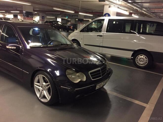 Mercedes C 320 2000, 245,000 km - 3.2 l - Bakı