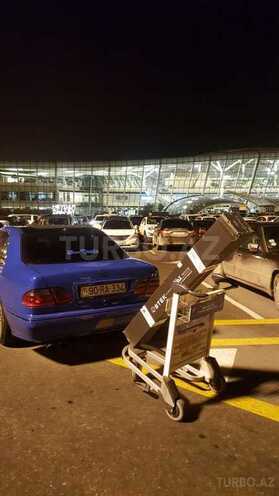 Mercedes E 220 2001, 350,000 km - 2.2 л - Bakı