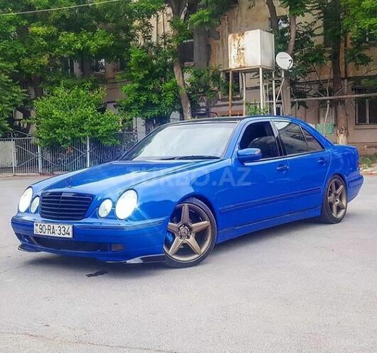 Mercedes E 220 2001, 350,000 km - 2.2 л - Bakı