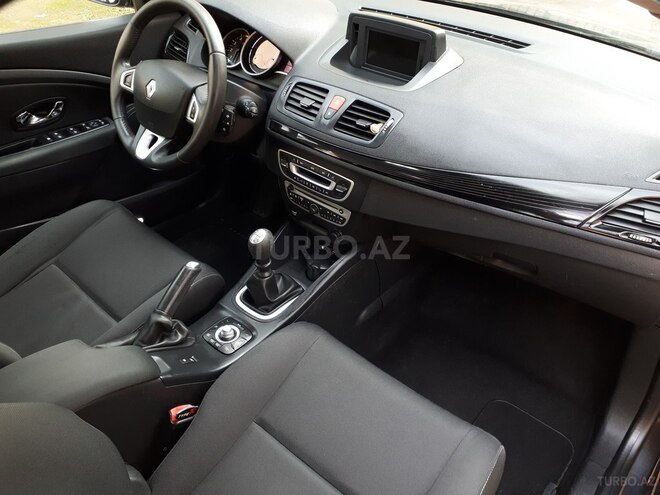 Renault Megane 2011, 156,800 km - 1.5 л - Bakı