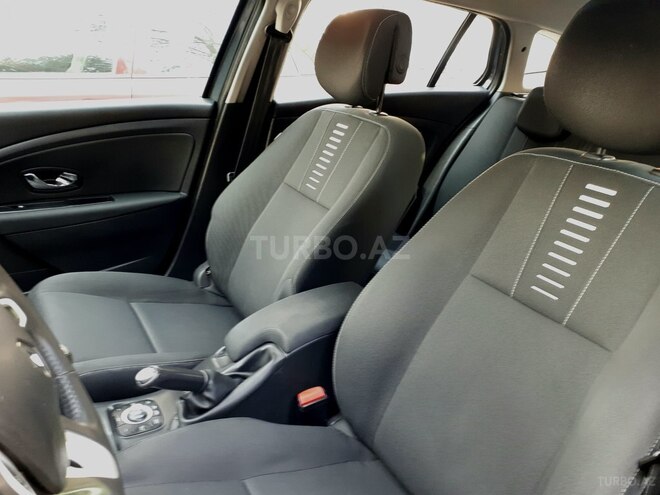 Renault Megane 2011, 156,800 km - 1.5 л - Bakı