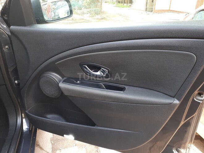 Renault Megane 2011, 156,800 km - 1.5 л - Bakı
