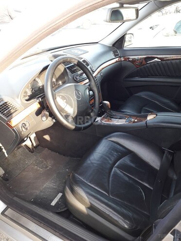 Mercedes E 320 2002, 288,239 km - 3.2 л - Bakı