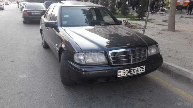 Mercedes C 180 1995, 290,000 km - 1.8 л - Bakı