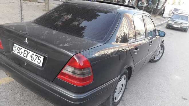 Mercedes C 180 1995, 290,000 km - 1.8 л - Bakı