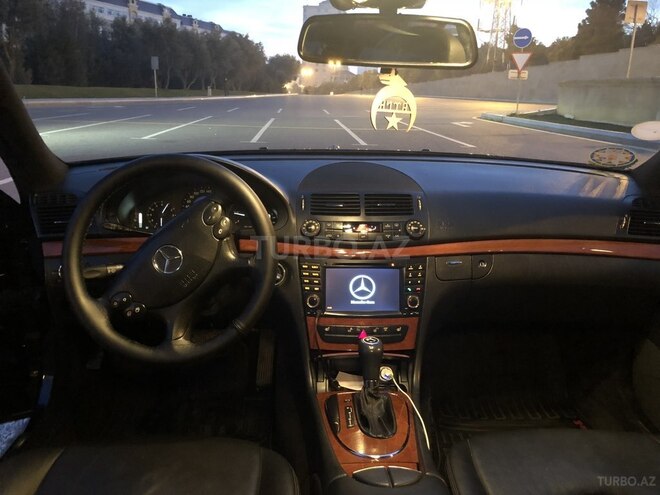 Mercedes E 220 2006, 255,000 km - 2.2 l - Bakı