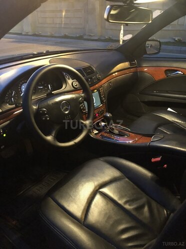 Mercedes E 220 2006, 255,000 km - 2.2 l - Bakı