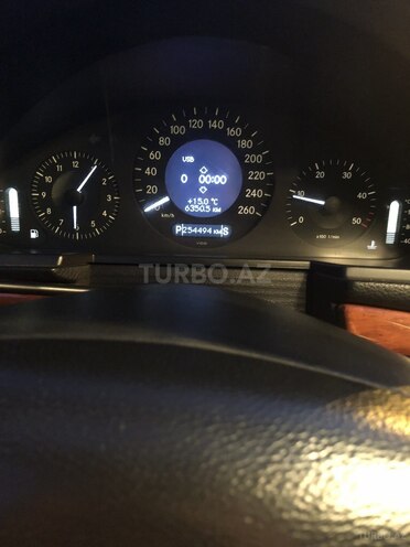 Mercedes E 220 2006, 255,000 km - 2.2 l - Bakı