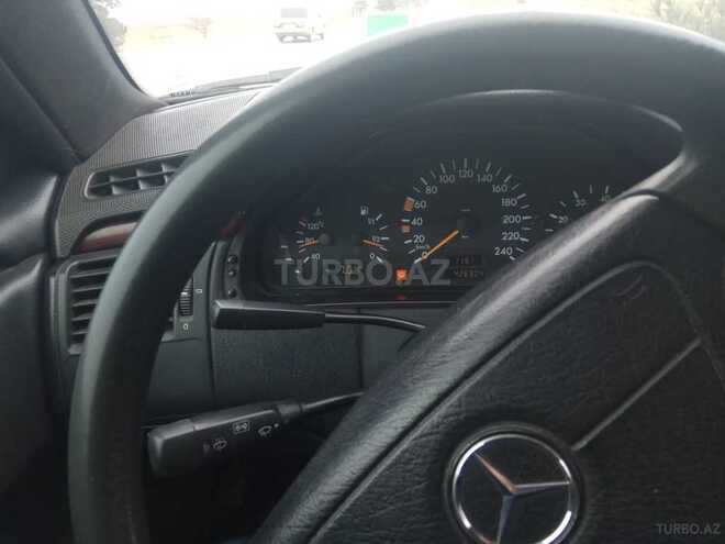 Mercedes E 230 1997, 390,000 km - 2.3 л - Bakı