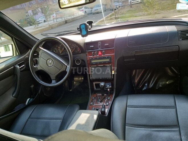 Mercedes C 200 2000, 122,000 km - 2.0 l - Xırdalan