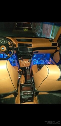 BMW 735 1990, 130,000 km - 0.4 л - Bakı