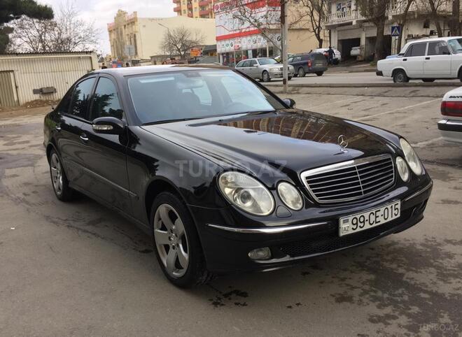 Mercedes E 240 2002, 290,000 km - 2.6 л - Bakı