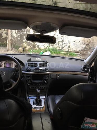 Mercedes E 240 2002, 290,000 km - 2.6 л - Bakı
