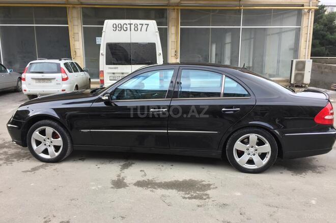 Mercedes E 240 2002, 290,000 km - 2.6 л - Bakı