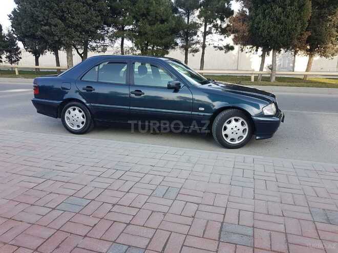 Mercedes C 220 2000, 300,000 km - 2.2 l - Bakı