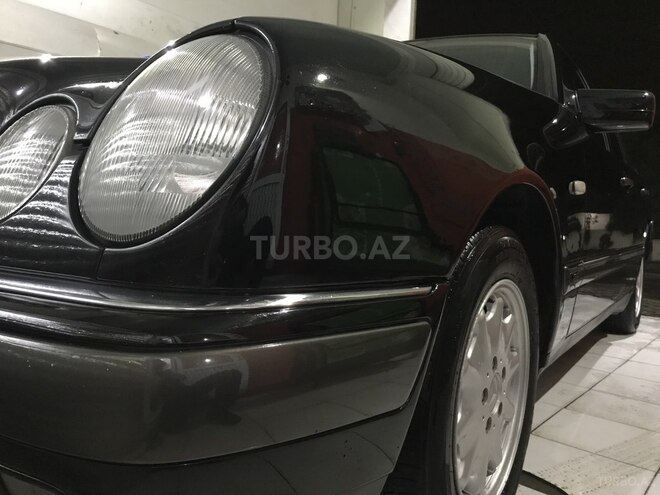 Mercedes E 200 1999, 310,000 km - 2.0 l - Bakı