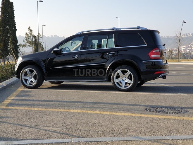 Mercedes GL 550 2010, 98,000 km - 5.5 l - Bakı