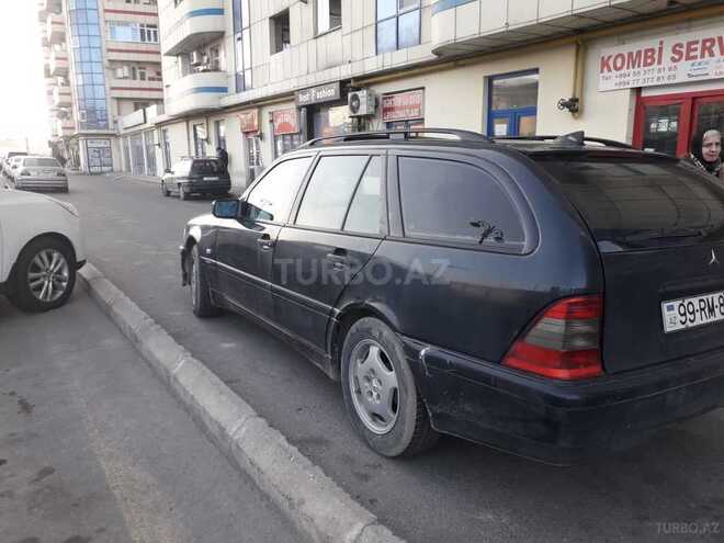 Mercedes C 230 1999, 228,000 km - 0.3 l - Bakı