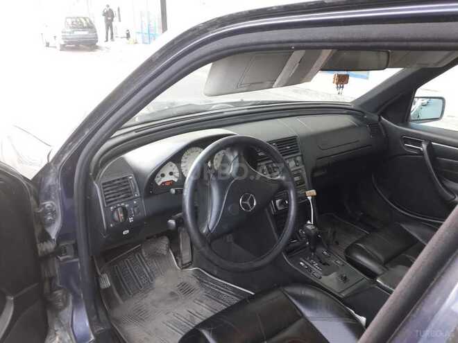 Mercedes C 230 1999, 228,000 km - 0.3 l - Bakı