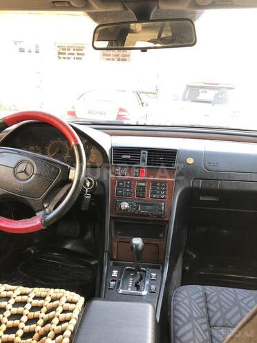 Mercedes C 220 1994, 268,000 km - 2.2 l - Bakı