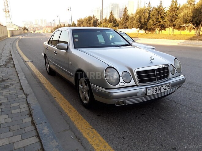 Mercedes E 230 1996, 366,109 km - 2.3 l - Bakı